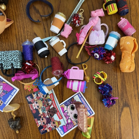 Lot 40+ LOL Surprise! Barbie Dolls Pets Mixed Variety & Accessories - Picture 10 of 10